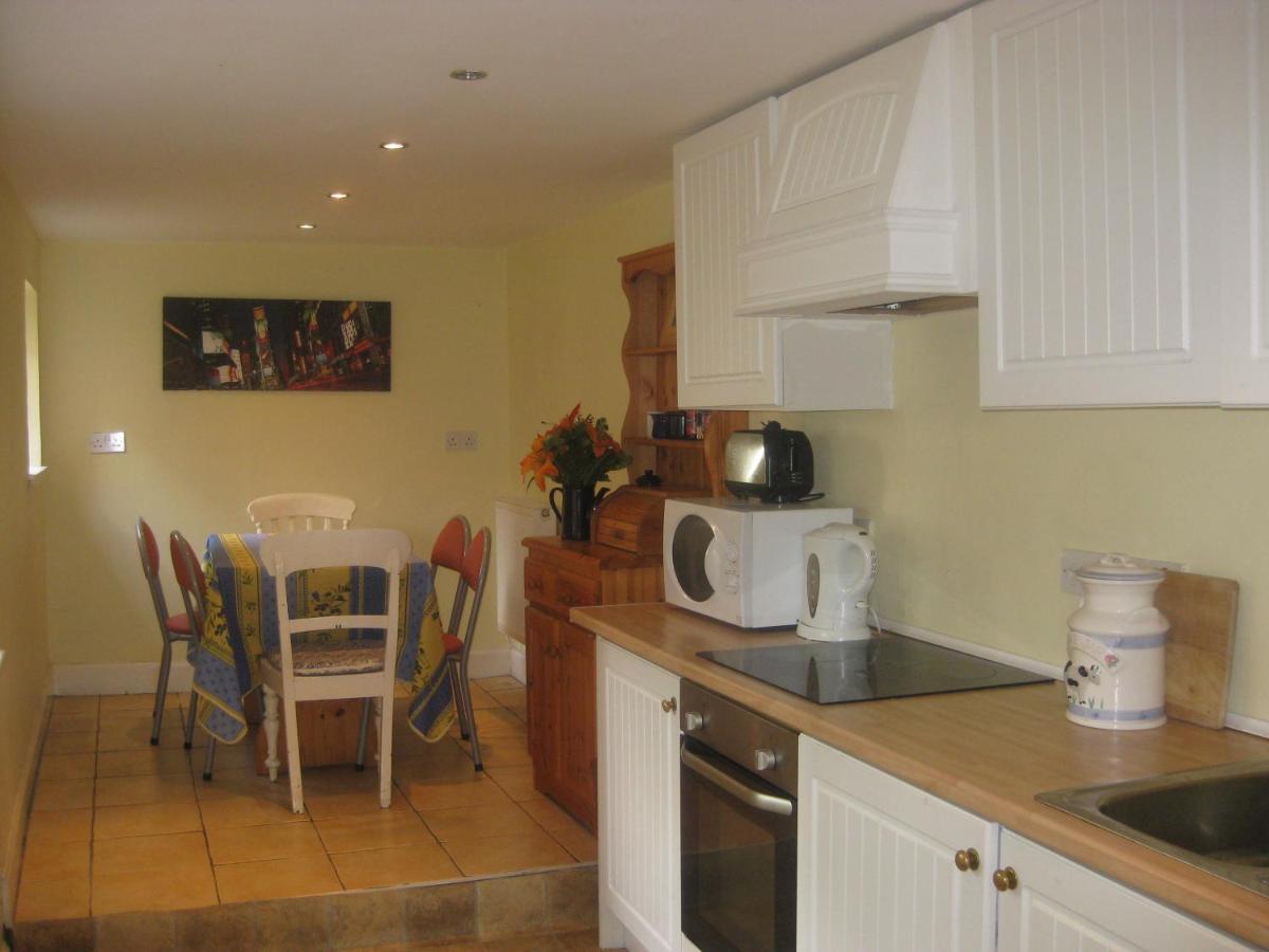 Newhall Glasgow Luaran gambar