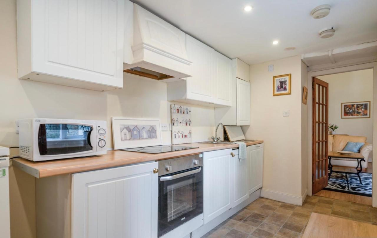 Newhall Glasgow Luaran gambar