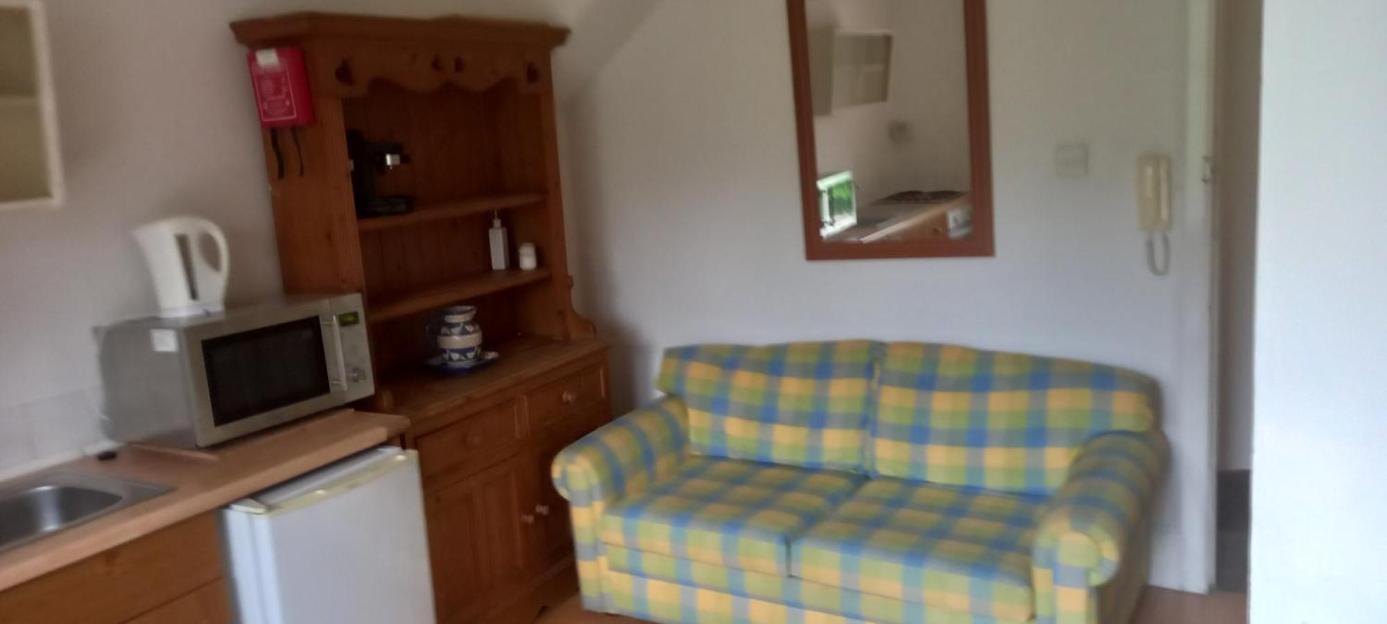 Newhall Glasgow Luaran gambar