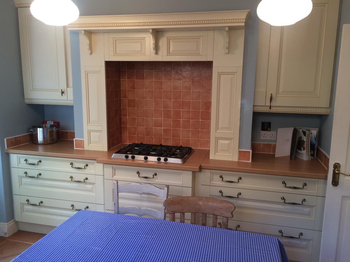 Newhall Glasgow Luaran gambar