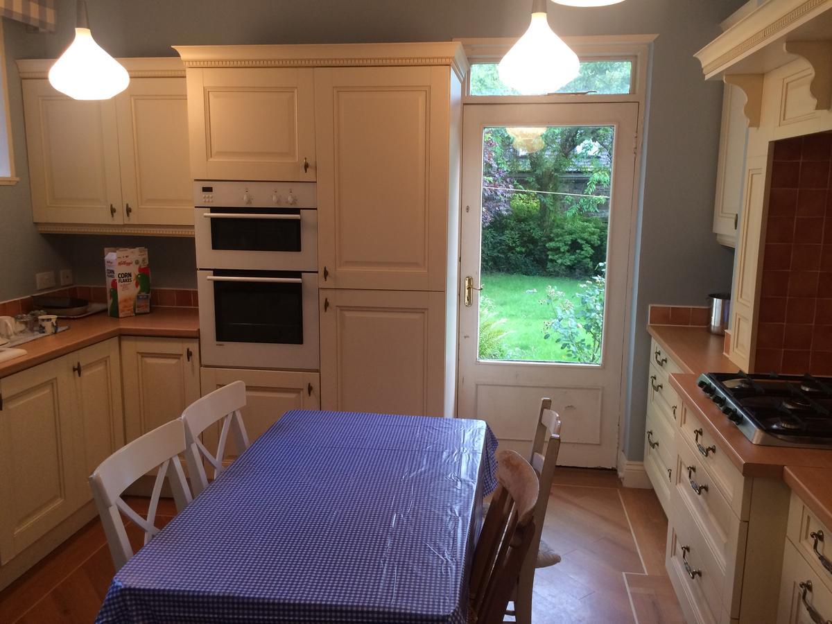 Newhall Glasgow Luaran gambar