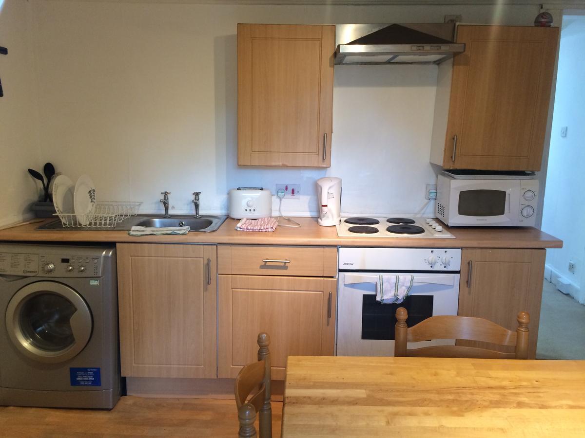 Newhall Glasgow Luaran gambar